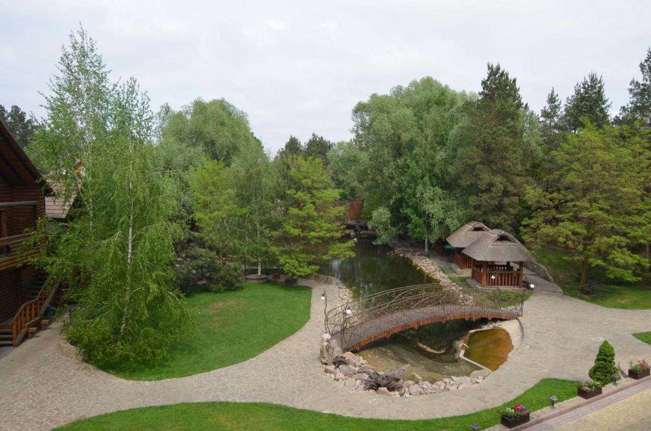 Sobi Hotel Vyshhorod Bagian luar foto