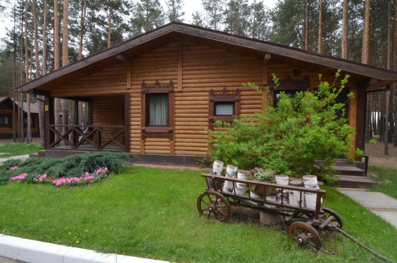 Sobi Hotel Vyshhorod Bagian luar foto